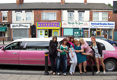 Limo pose